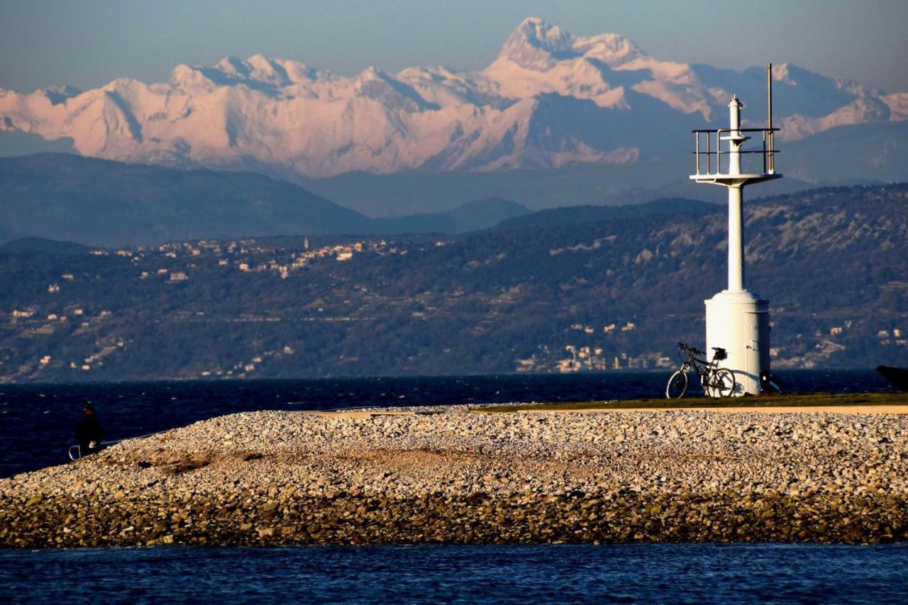 Sonce Appartement Izola Buitenkant foto