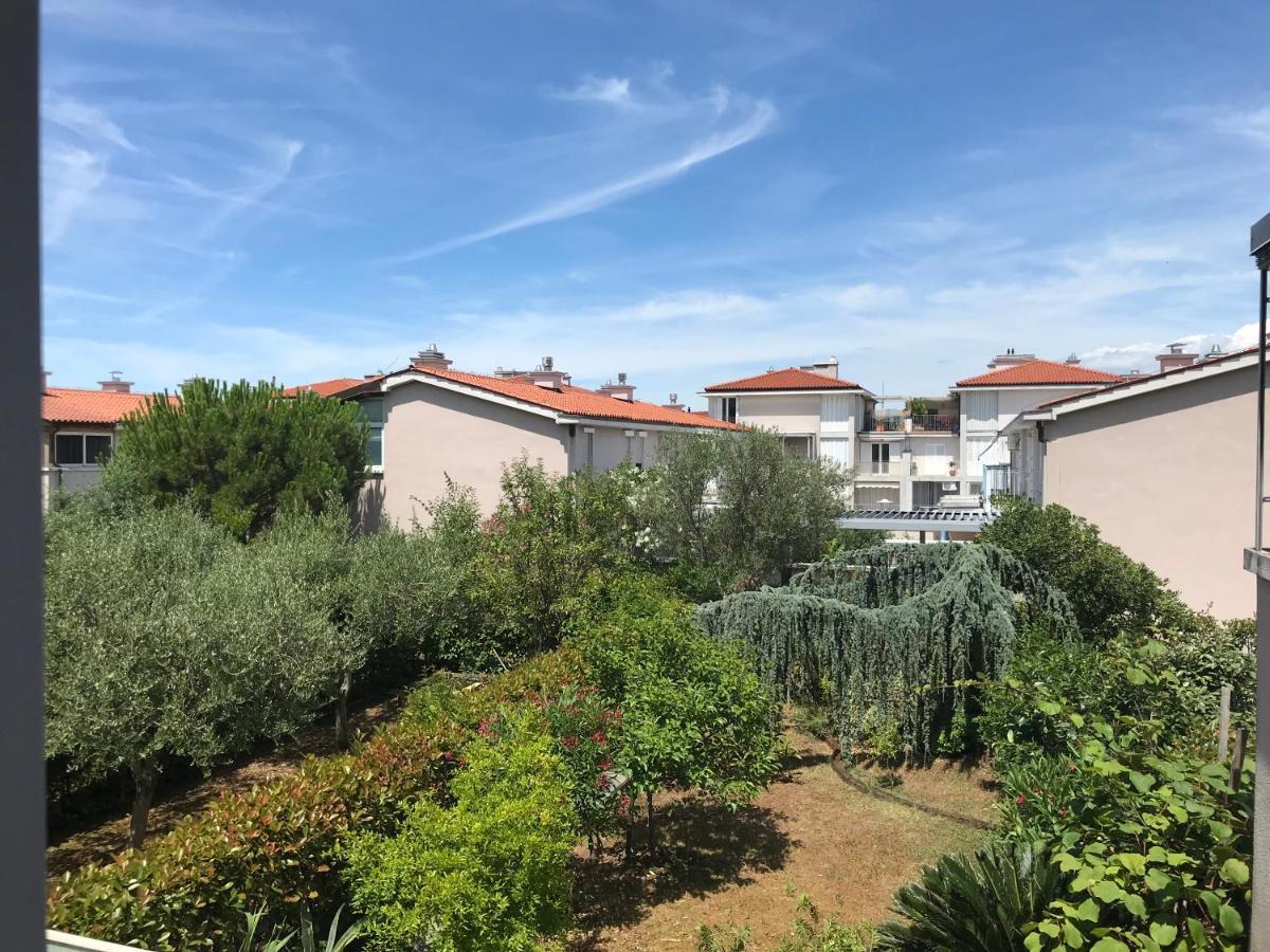 Sonce Appartement Izola Buitenkant foto