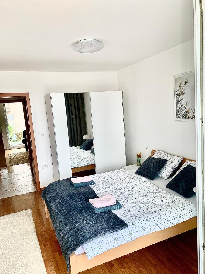 Sonce Appartement Izola Buitenkant foto