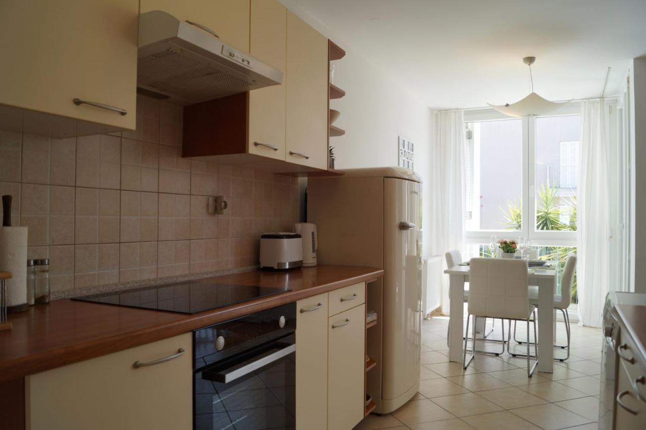Sonce Appartement Izola Buitenkant foto