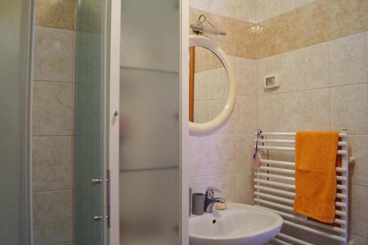 Sonce Appartement Izola Buitenkant foto